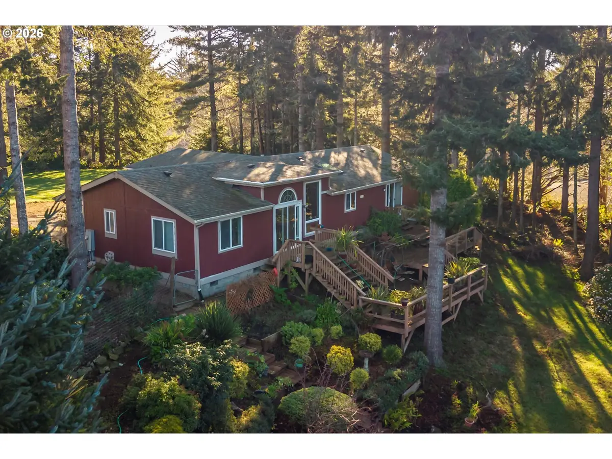 498 Klamath Ave Se, Bandon, OR 97411 - #1