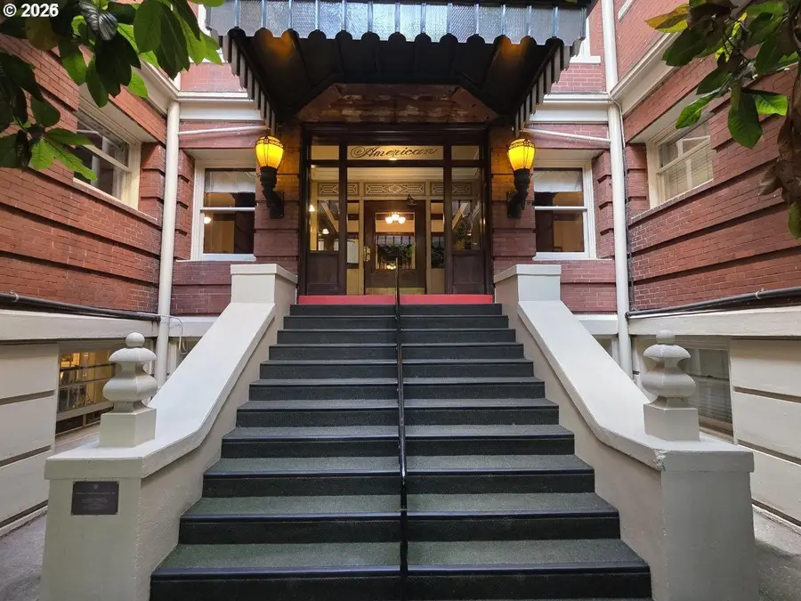 2083 NW Johnson St #63, Portland, OR 97209 - #2