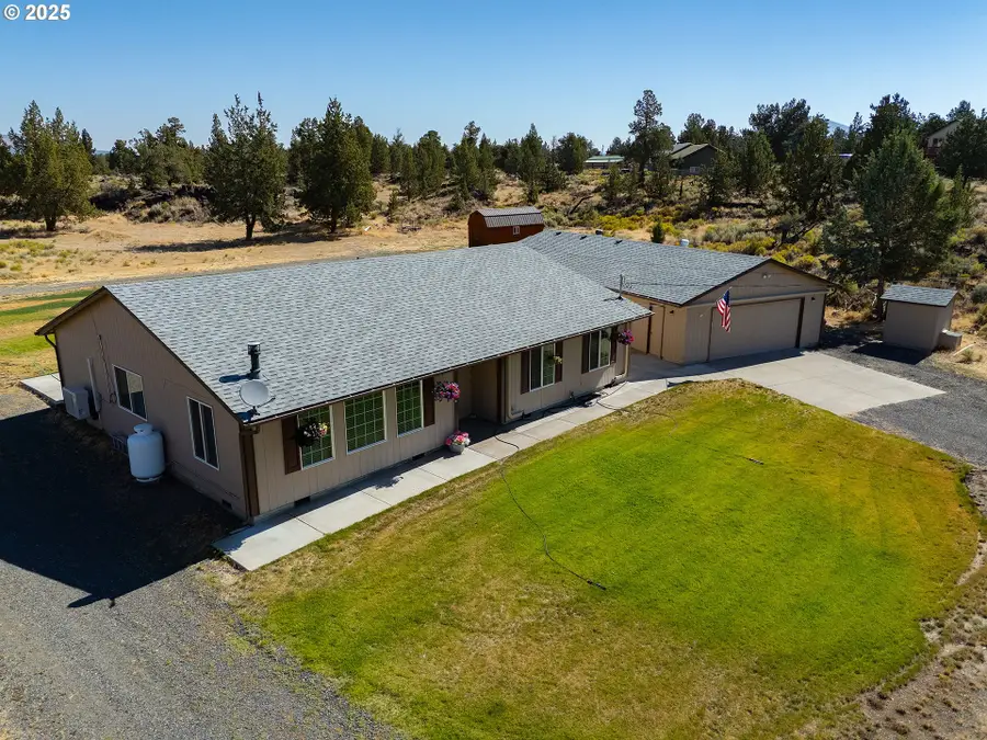 6940 SW Badger Rd, Terrebonne, OR 97760 - Image #2