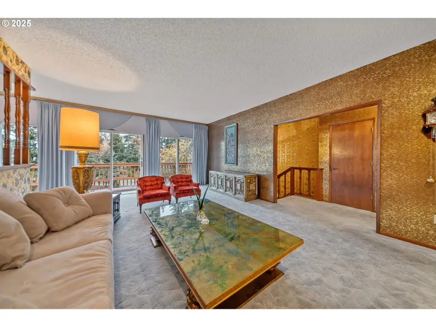 413 Thora Circle Dr, Winchester, OR 97495 - Image #3