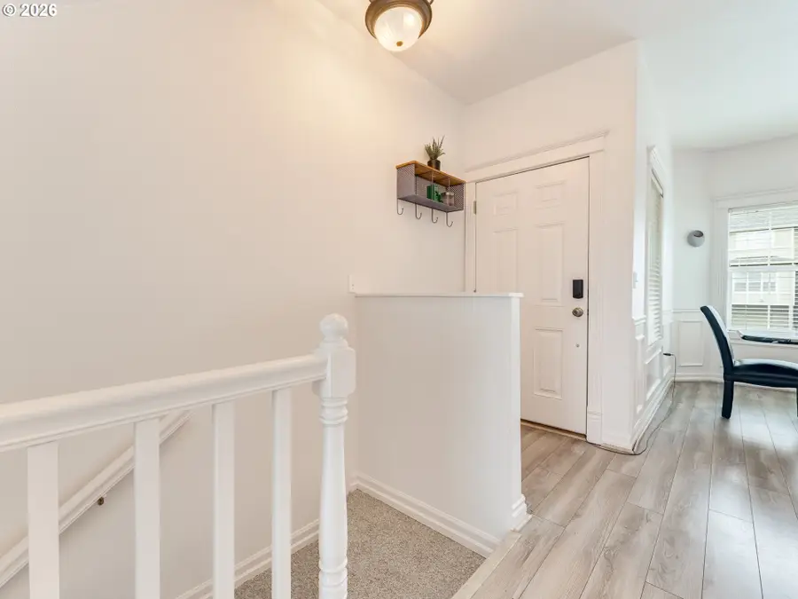 4906 SW 1st Ave, Portland, OR 97239 - Image #3