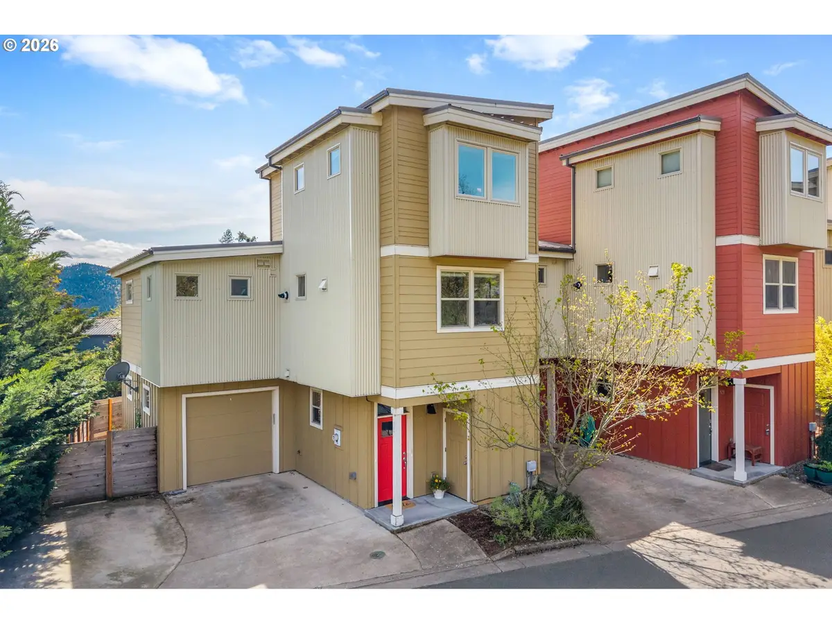 523 SE Upper Wyers, White Salmon, WA 98672 - #1