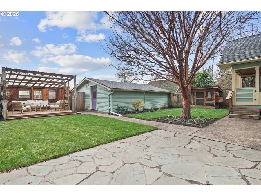 3962 SE Oak St, Portland, OR 97214 - Image #3