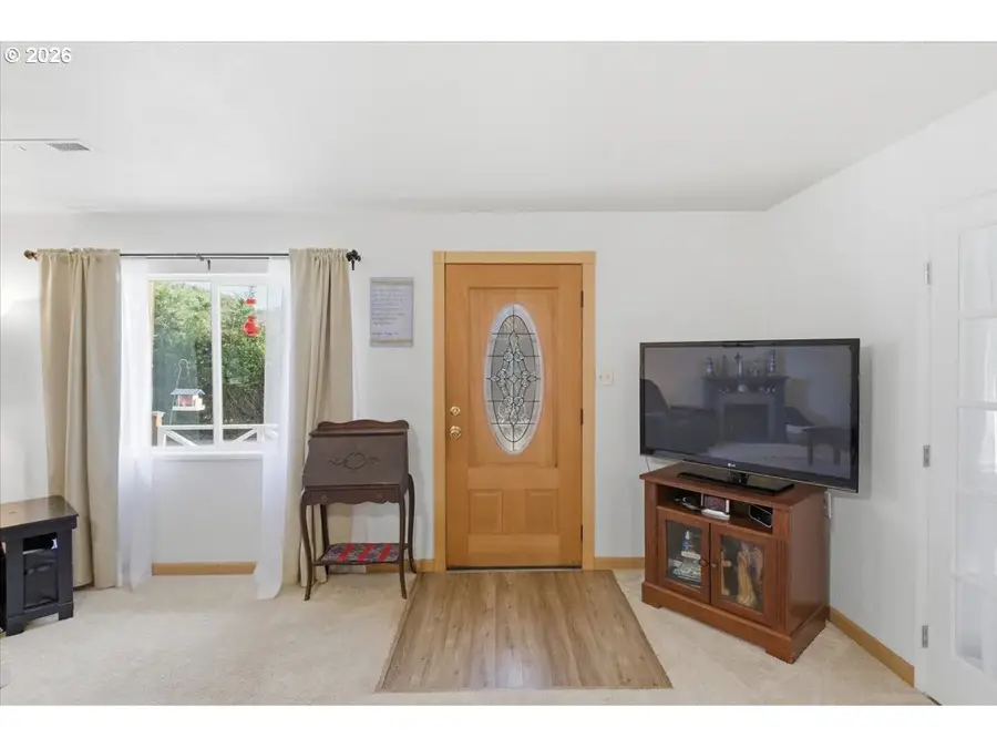 2295 Cedar St, Sweet Home, OR 97386 - #3