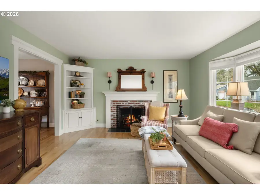 13705 NW Pettygrove St, Portland, OR 97229 - #3