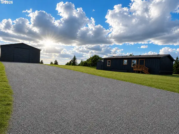 2291 Salmon Falls Rd, Washougal, WA 98671