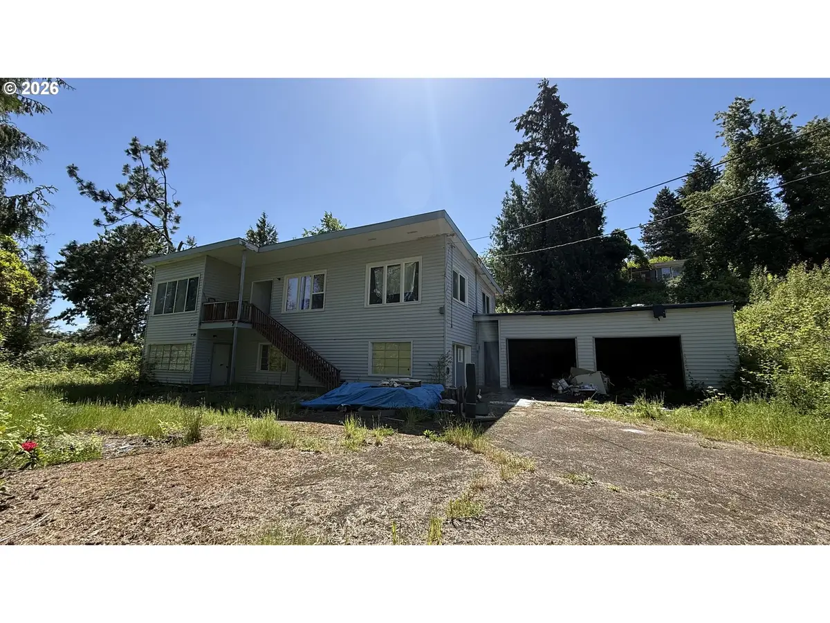 119 Beacon Hill Dr, Longview, WA 98632 - #1