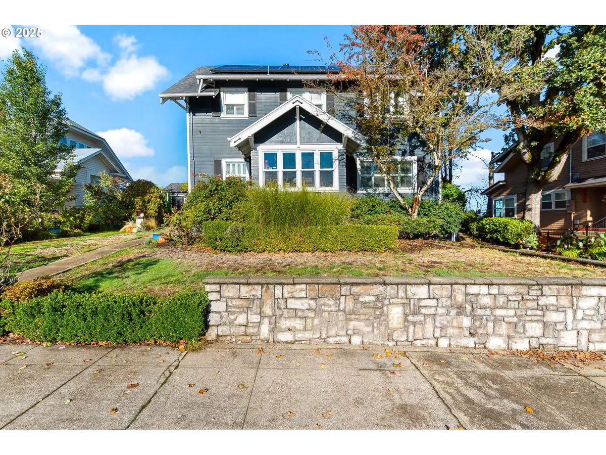 909 Center St, Oregon City, OR 97045 - Image #1