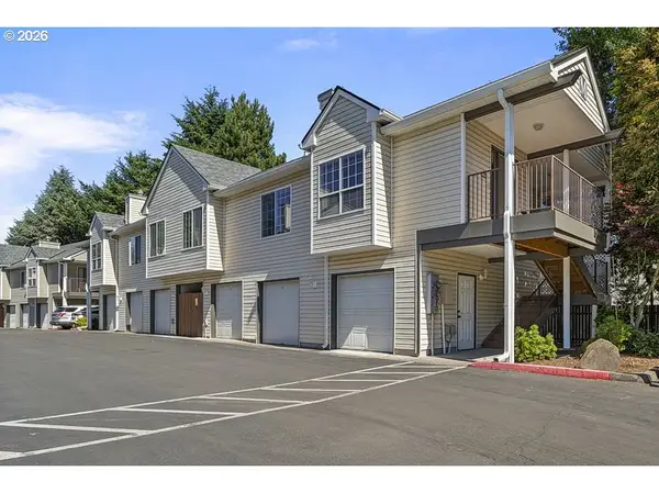 13210 SE 7th St #M60, Vancouver, WA 98683