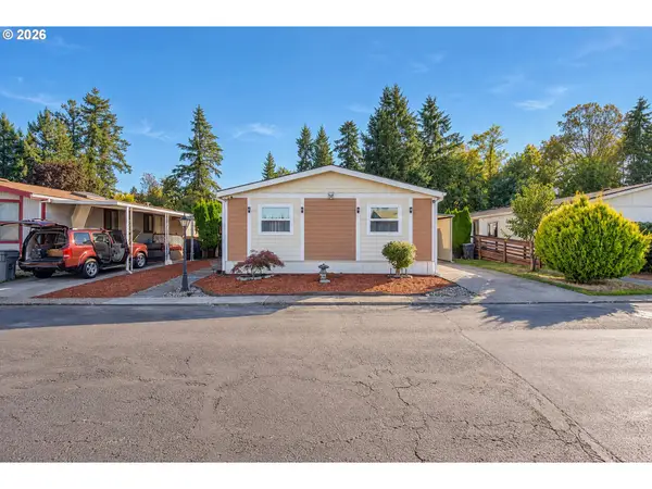 12450 SW Fischer Rd, Tigard, OR 97224