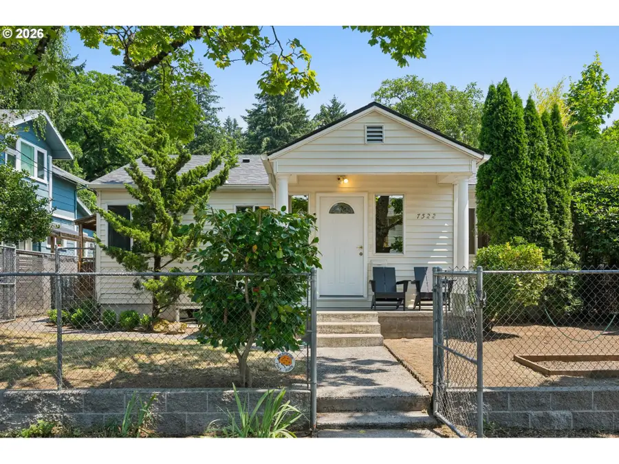 7522 N Dwight Ave, Portland, OR 97203 - #3