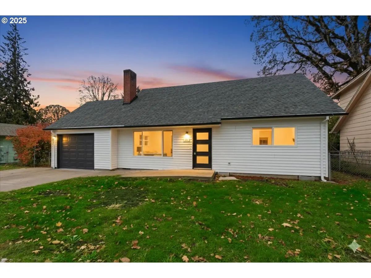 211 NE 28th Ave, Hillsboro, OR 97124 - Image #1