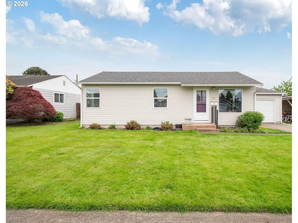 324 Colorado St, Longview, WA 98632 - #1