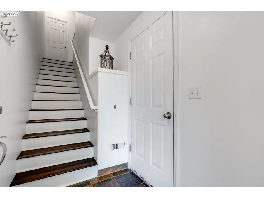 3932 SW 182nd Pl, Beaverton, OR 97078 - Image #3