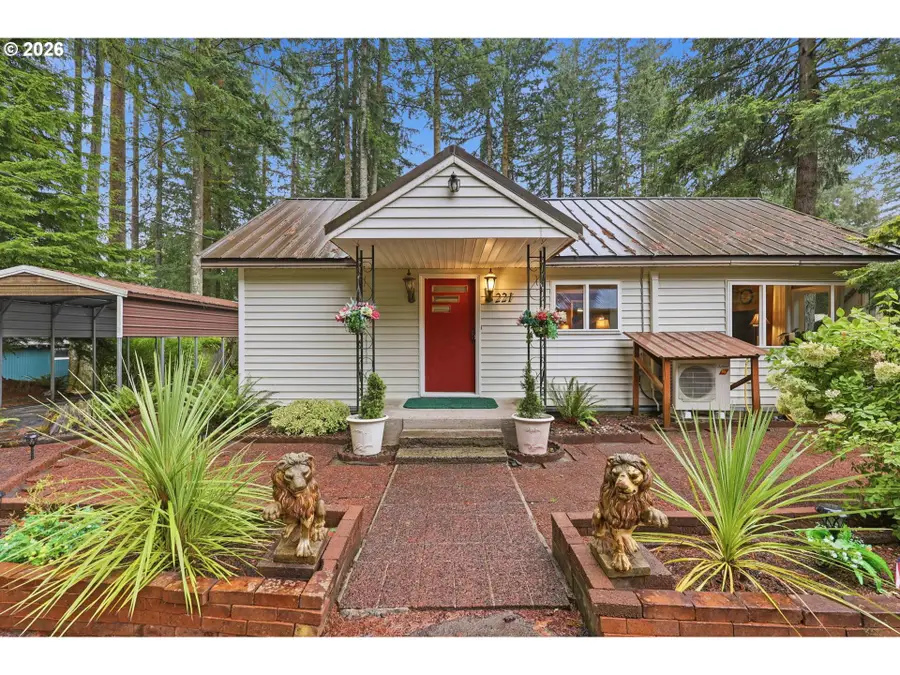 221 Cougar Loop Rd, Cougar, WA 98616 - #3