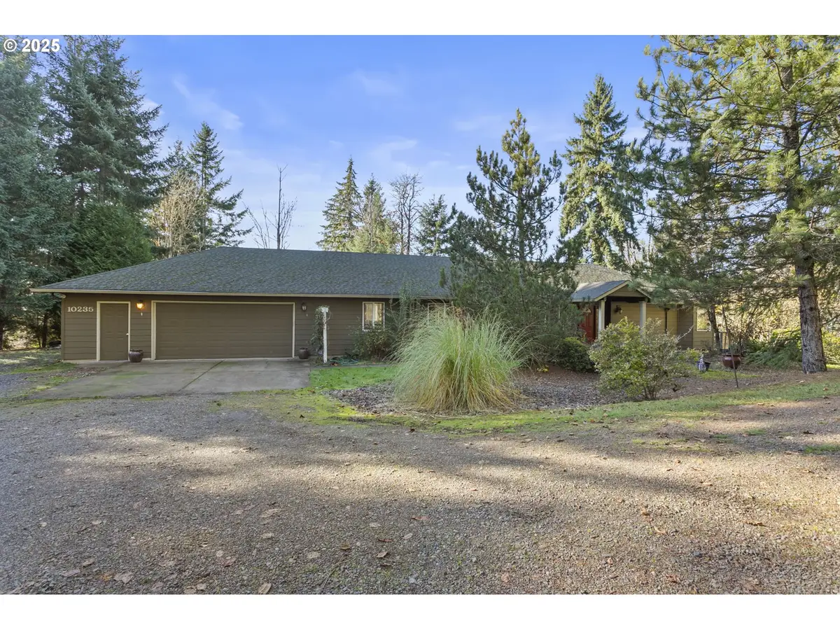10235 SE 252nd Dr, Damascus, OR 97089 - Image #1
