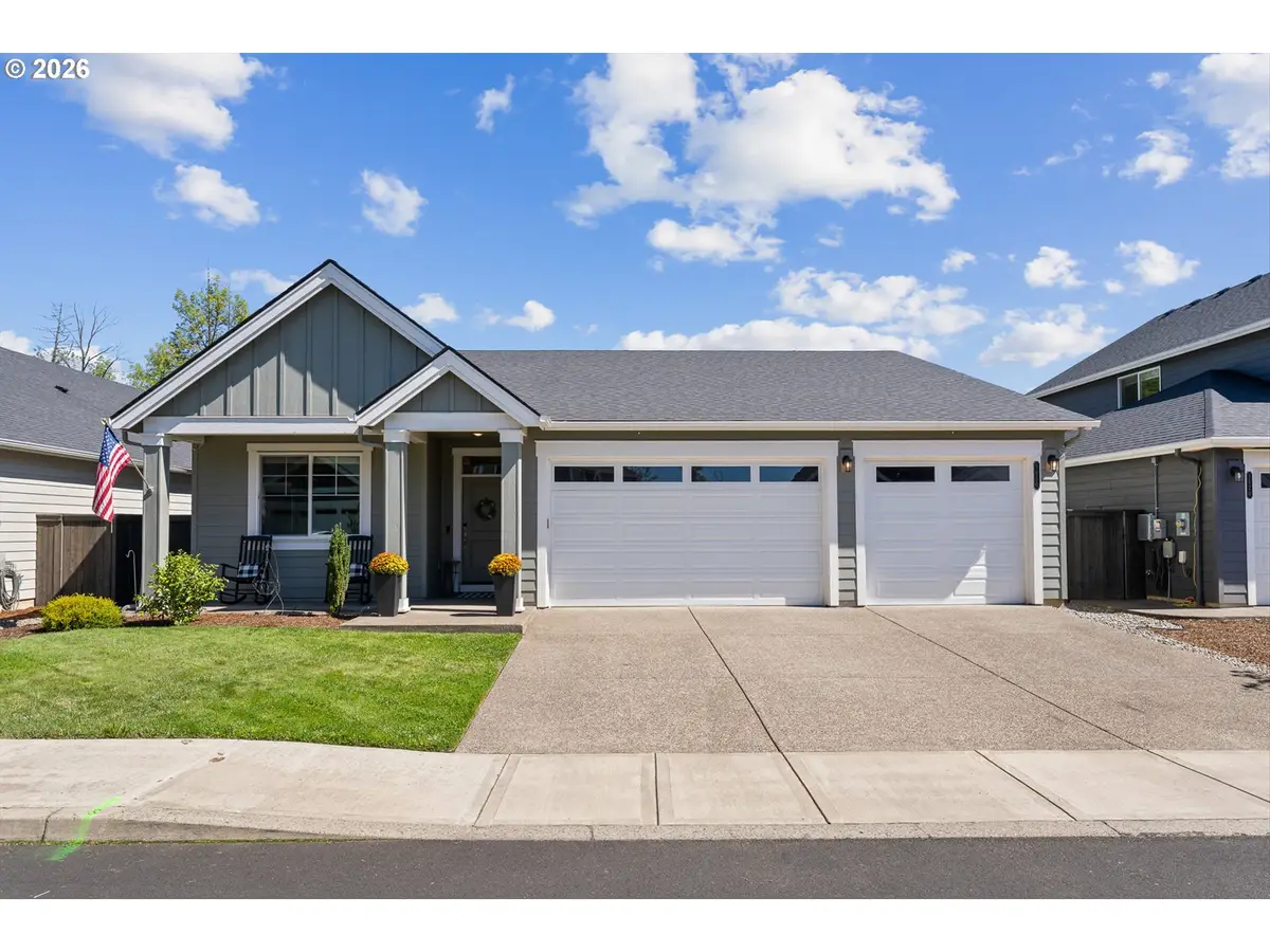 1650 NE Forest Park St, Estacada, OR 97023 - #1