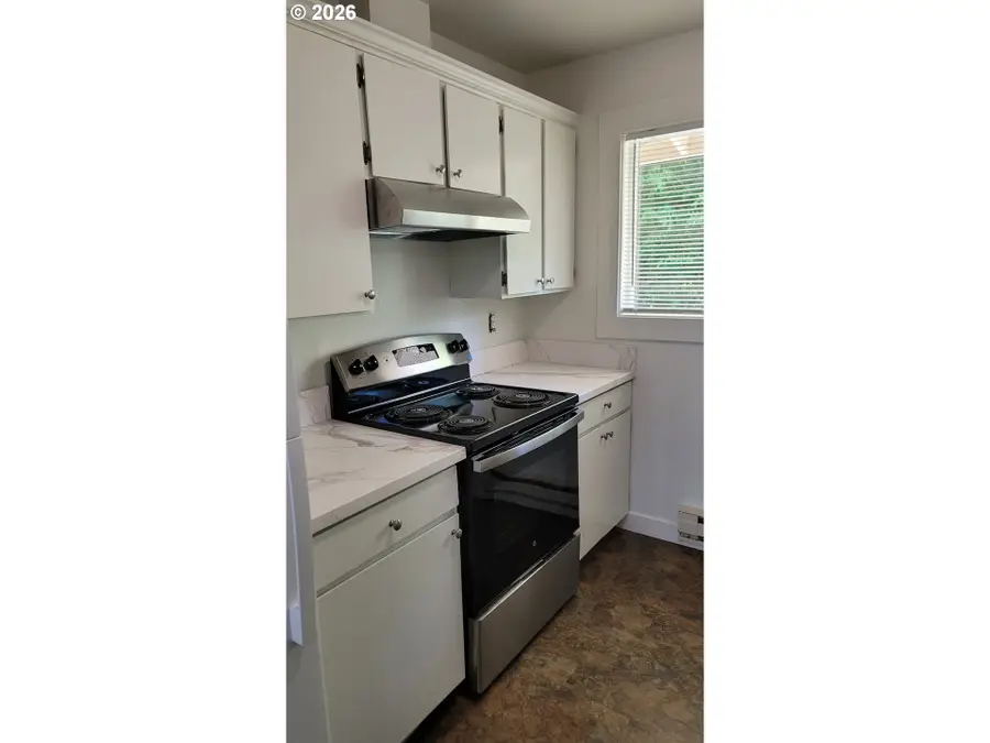 110 SE Vista Ave, Gresham, OR 97080 - #2