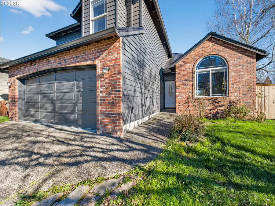 1686 SE 74th Ave, Hillsboro, OR 97123 - Image #3