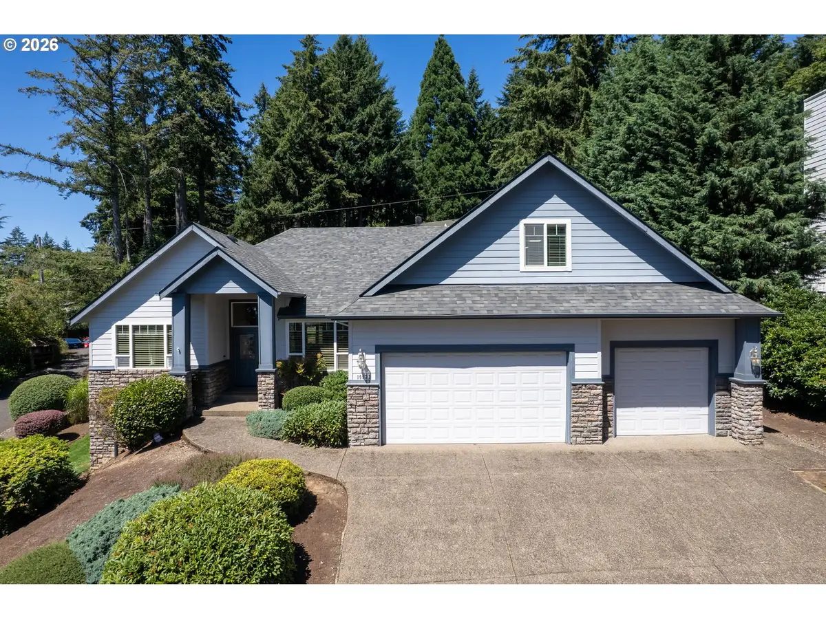 10523 SE Charlotte Dr, Northwest Clackamas, OR 97086 - #1