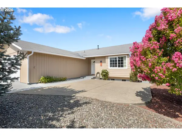 143 Briggs Dr, MyrtleCreek, OR 97457