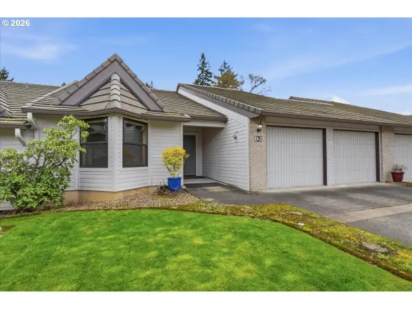 3300 NE 164th St #D2, Ridgefield, WA 98642