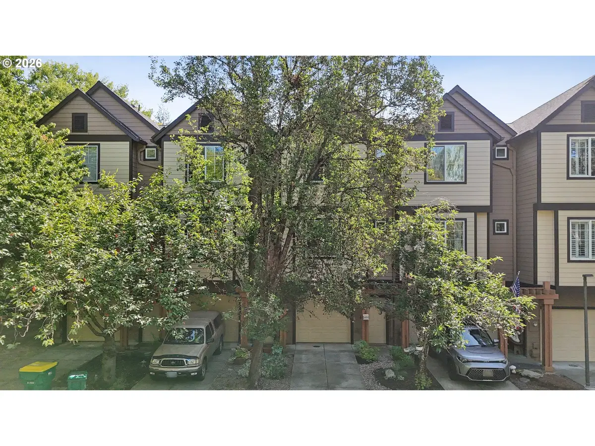 668 SW Dillan Dr, Beaverton, OR 97006 - #1