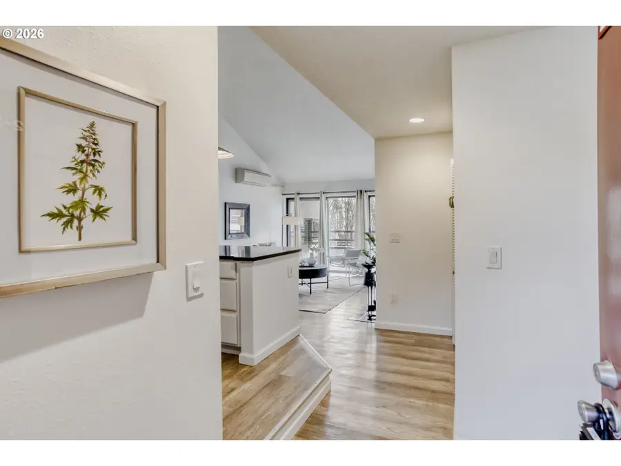 5150 S Landing Dr #302B2, Portland, OR 97239 - Image #3