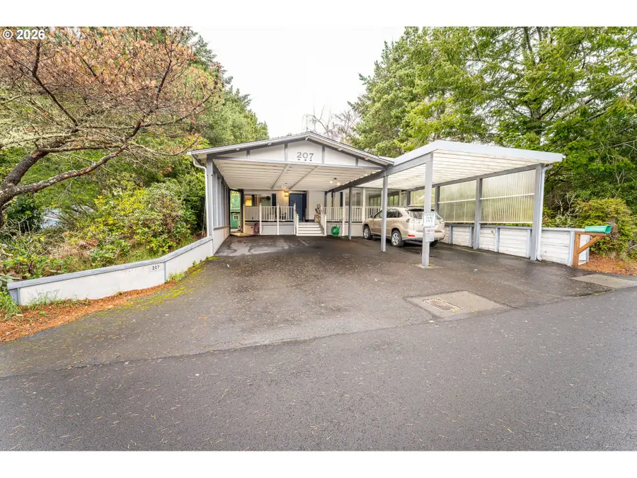 1600 Rhododendron Dr, Florence, OR 97439 - #2