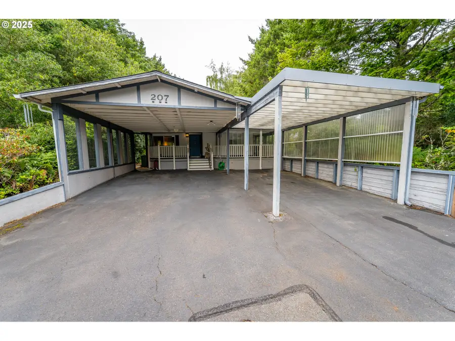 1600 Rhododendron Dr, Florence, OR 97439 - #3