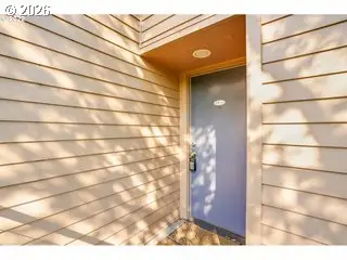 910 NW Naito Pkwy #I23, Portland, OR 97209 - #2