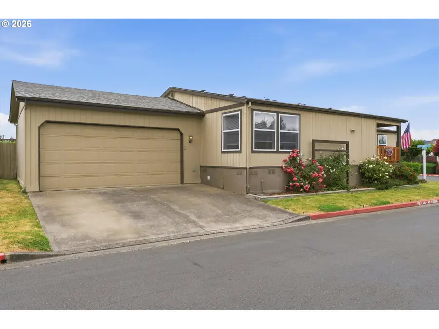 1000 S Mckern Ct #34, Newberg, OR 97132 - #3