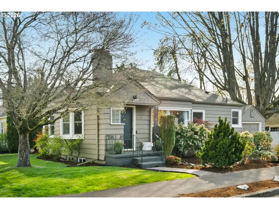 6430 NE Hancock St, Portland, OR 97213 - #2