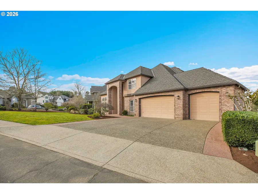 13721 SW Tracy Pl, Tigard, OR 97223 - Image #2