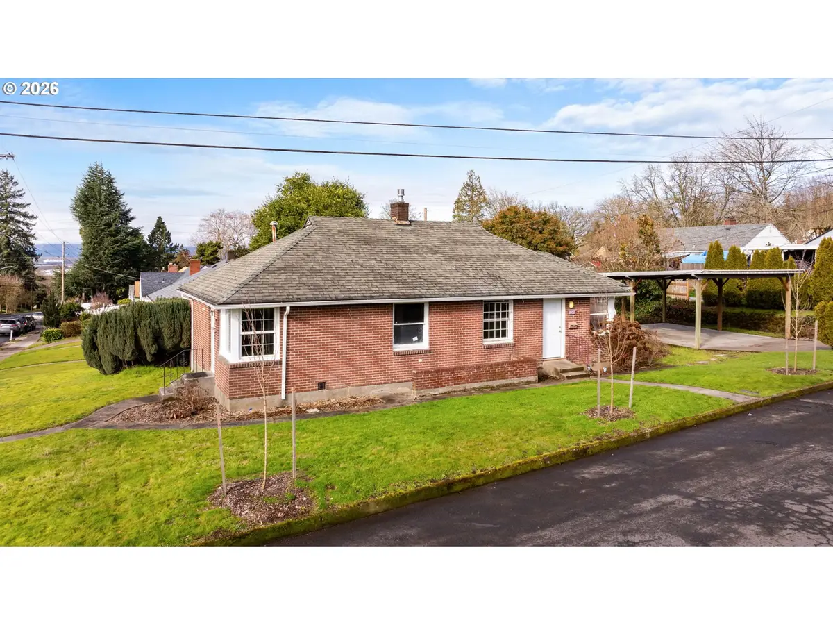 1000 W 39th St, Vancouver, WA 98660 - #1