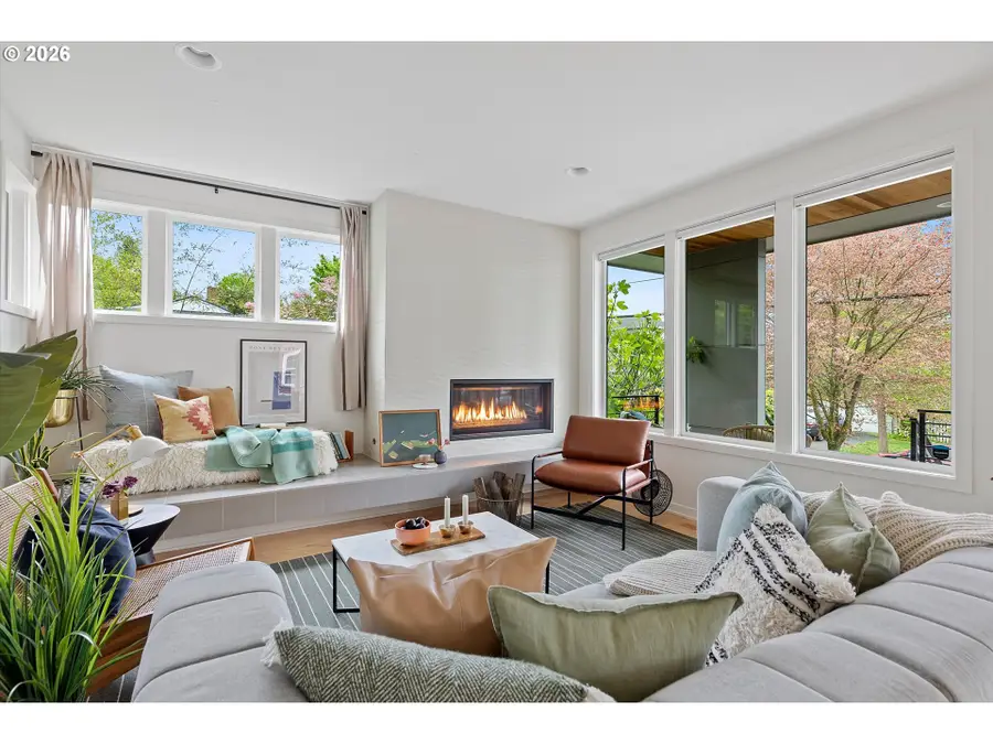 4041 SE Knapp St, Portland, OR 97202 - #3