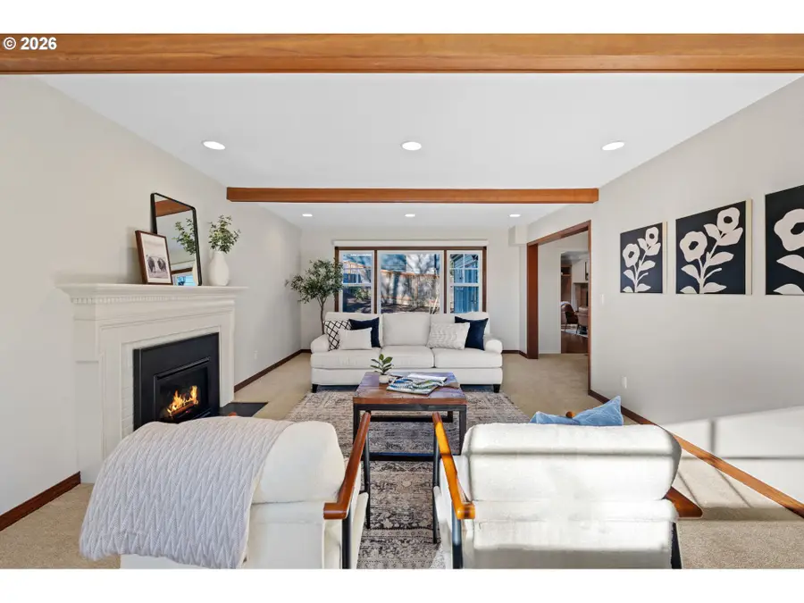 4221 SW 47th Dr, Portland, OR 97221 - Image #2