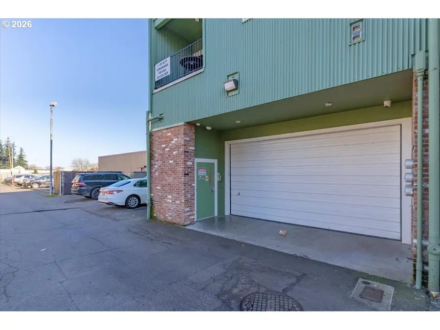 229 Commercial St Ne, Salem, OR 97301 - #3
