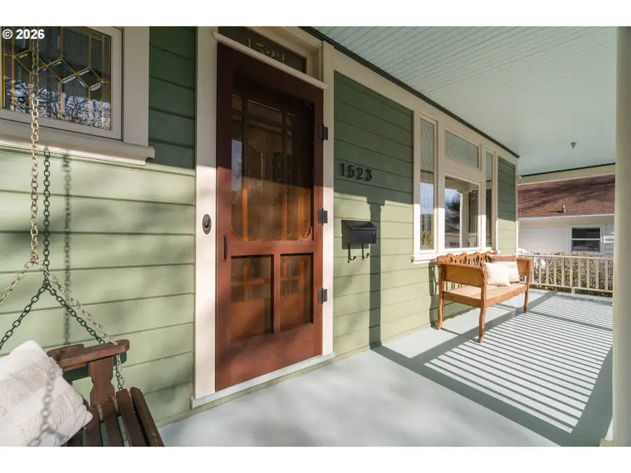 1523 SE Taylor St, Portland, OR 97214 - Image #2