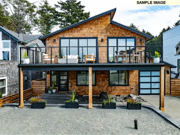 223 W Kenai St, CannonBeach, OR 97110