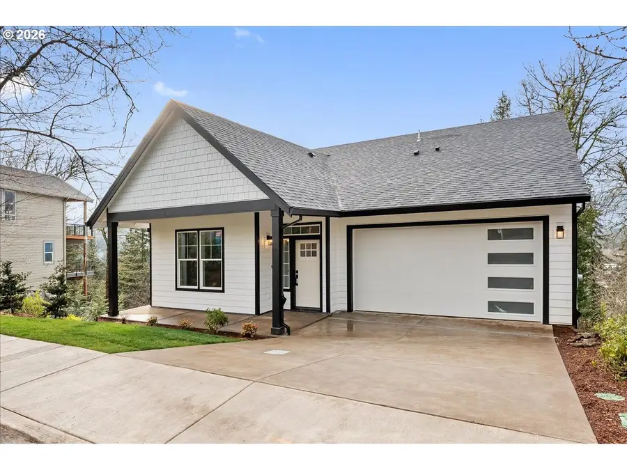 737 SE Forest Glen Rd, Estacada, OR 97023 - #3