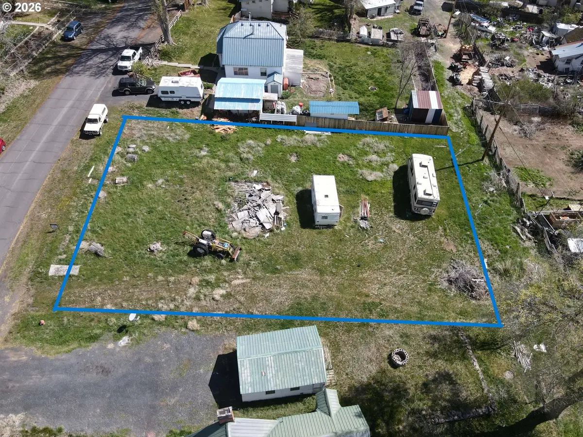 N Roanoke Ave #7000, Hines, OR 97738 - #1