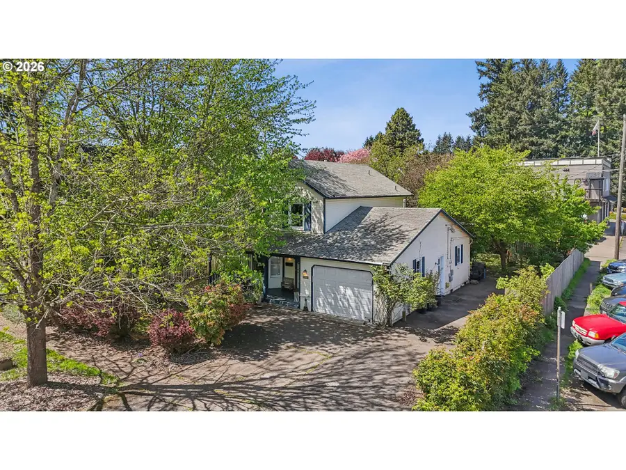 1790 6th Ave, West Linn, OR 97068 - #2