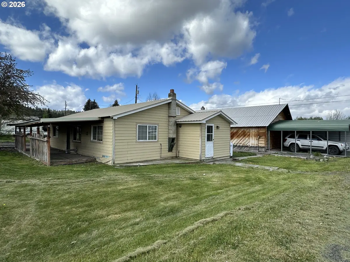 215 B Ave, Seneca, OR 97873 - #1