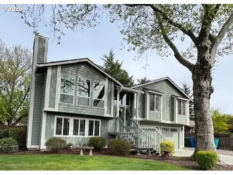 10110 NE 35th St, Vancouver, WA 98662