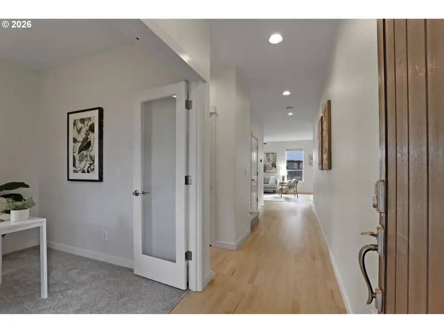 216 NE Ironcreek Ter, Hillsboro, OR 97124 - #2