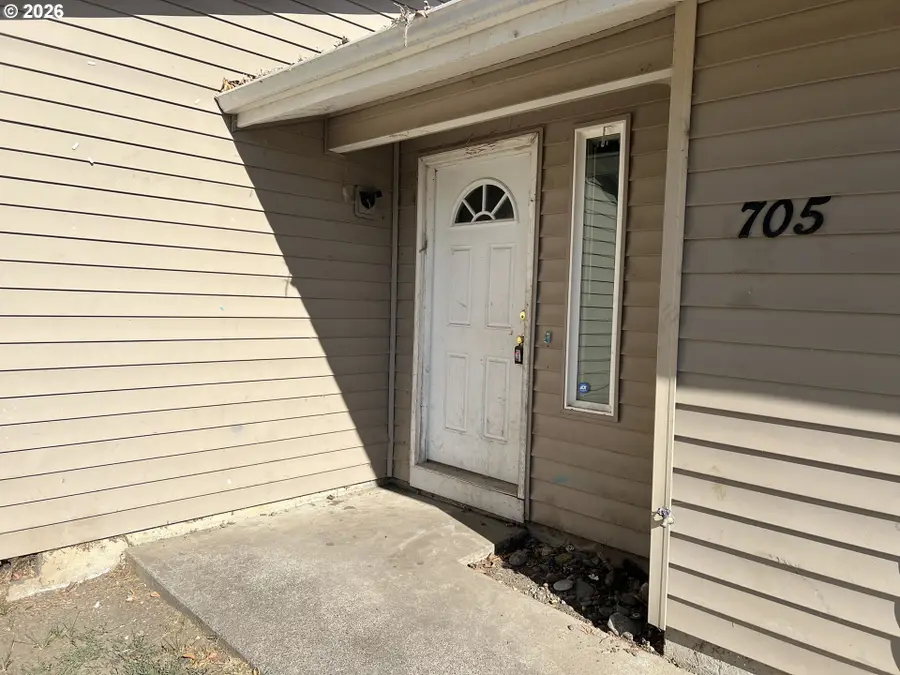705 Willamina Ave, Forest Grove, OR 97116 - #3