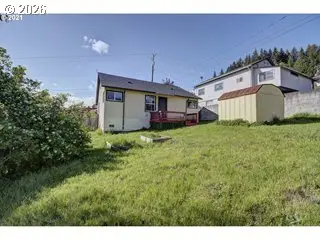863 NE Poplar St, Clatskanie, OR 97016 - #3