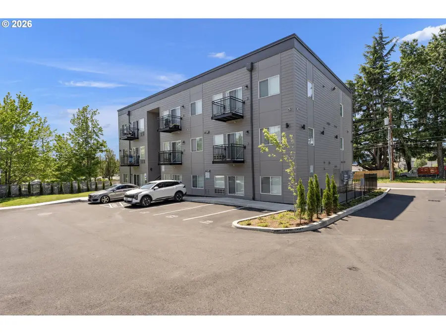 3320 SE 90th Pl, Portland, OR 97266 - #2