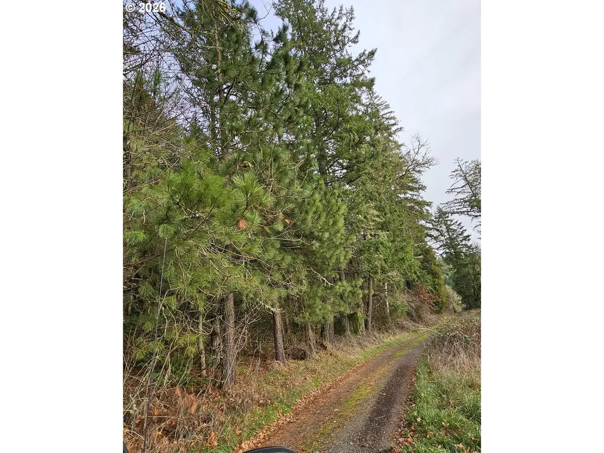 85575 Doane Rd, Eugene, OR 97402 - Image #1